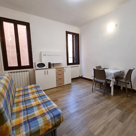Ca' Del Sole Apartment Венеция Екстериор снимка